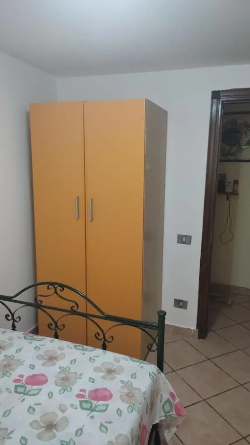 Cheap Central Room Παλέρμο Πανσιόν